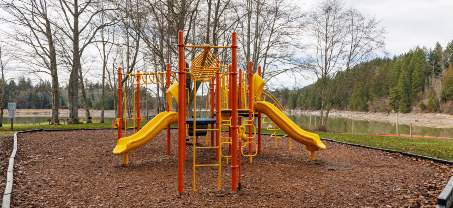 Alder Lake Park Playground
