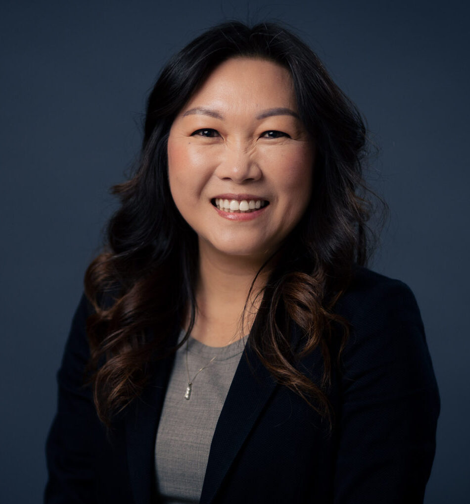 Headshot of Alex Yoon