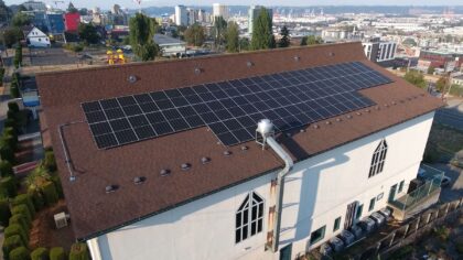 New solar panels on Hilltop’s Oasis of Hope Center help power youth programs and community education