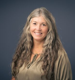 Headshot of Rachel Allen